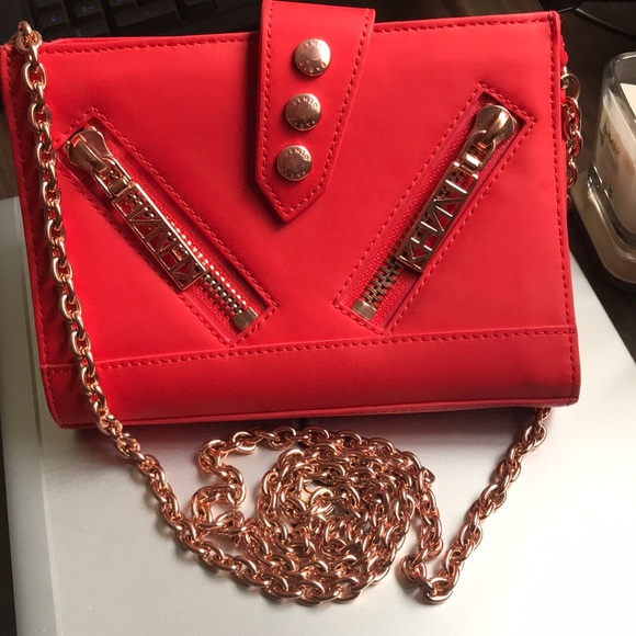 Kenzo Kalifornia crossbody wallet on a chain red and rose gold mini like new - Picture 5 of 10